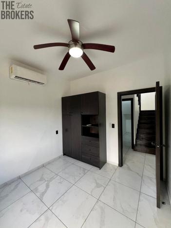 Prodej rodinného domu, Coxen Hole, Roatán, Honduras, 90 m2