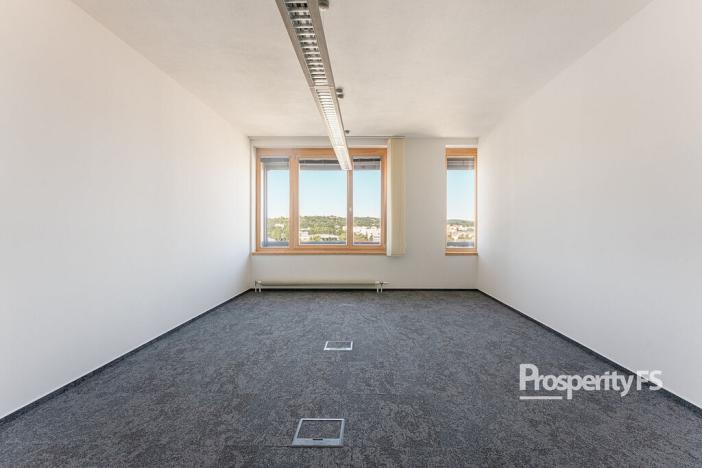 Pronájem kanceláře, Brno - Štýřice, Pražákova, 13 m2