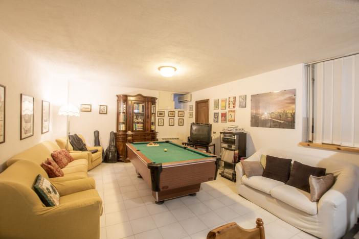 Prodej rodinného domu, Santa Maria Coghinas, Sardinie, Itálie, 450 m2