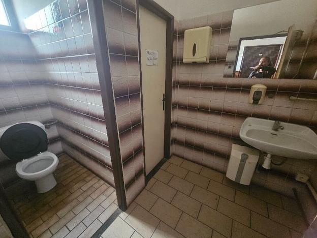 Pronájem obchodního prostoru, České Budějovice - České Budějovice 7, Matice školské, 300 m2