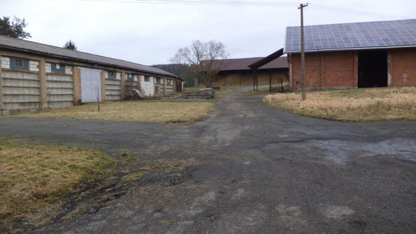 Prodej komerčního pozemku, Srby, 2298 m2