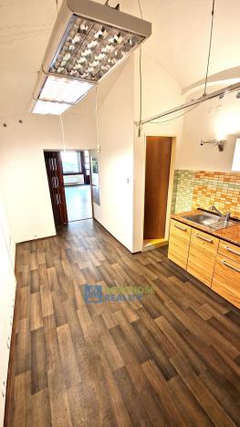 Pronájem obchodního prostoru, Trutnov - Vnitřní Město, Pražská, 46 m2