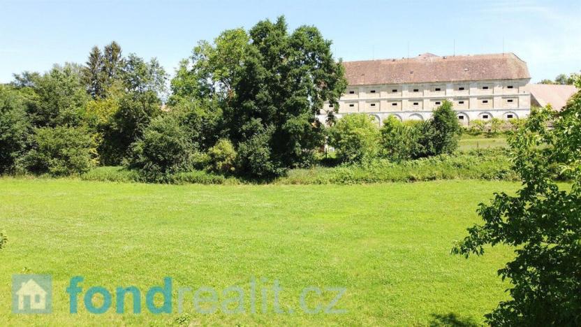 Prodej pole, Pluhův Žďár, 2921 m2