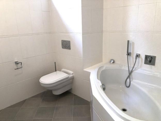 Prodej bytu 3+kk, Karlovy Vary, Škroupova, 130 m2