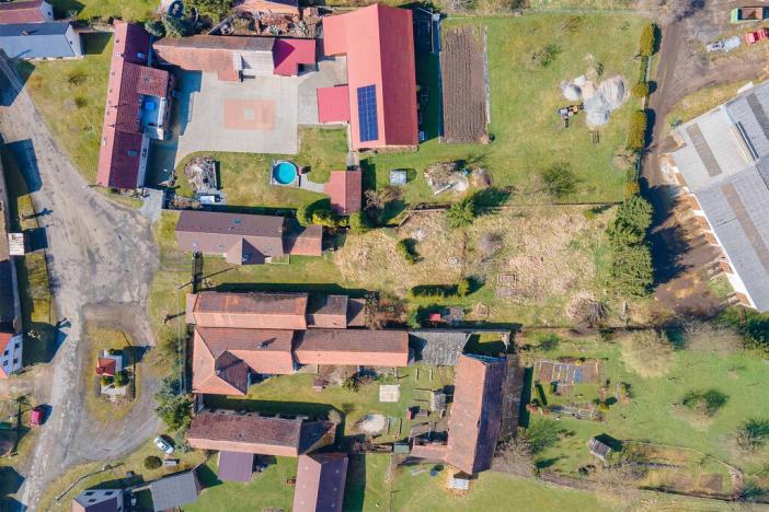 Prodej rodinného domu, Lhotka u Radnic, 208 m2