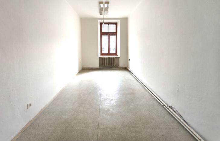 Pronájem kanceláře, Nový Jičín, Masarykovo nám., 18 m2