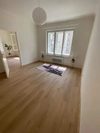 Prodej bytu 3+1, Praha - Vršovice, Vršovická, 69 m2