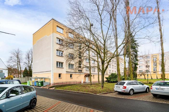 Pronájem bytu 2+1, Chomutov, Blatenská, 54 m2