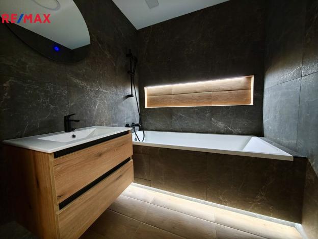 Pronájem bytu 3+kk, Ostrava - Poruba, Kubánská, 53 m2