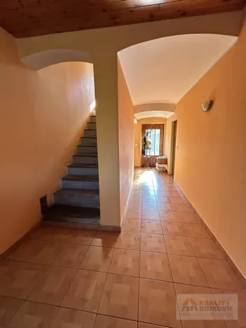 Prodej rodinného domu, Broumov, 140 m2