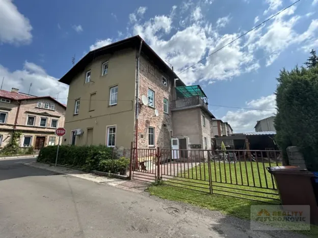 Prodej bytu 2+1, Broumov, Husova, 48 m2