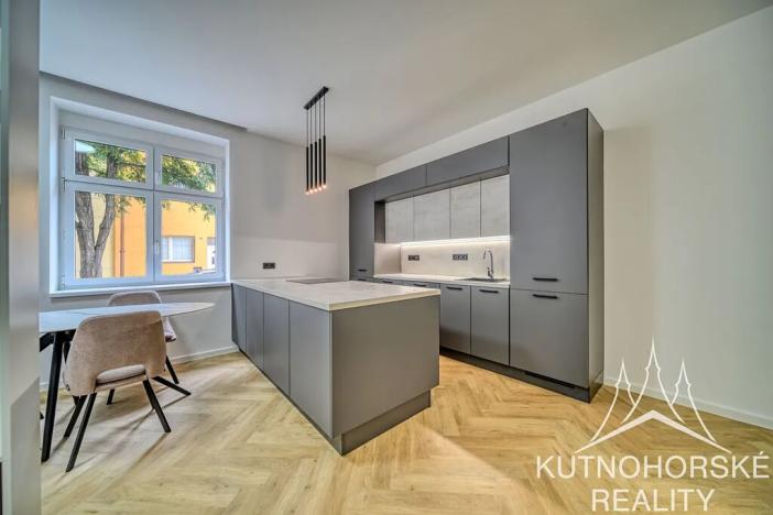 Prodej bytu 2+kk, Praha - Hloubětín, Konzumní, 46 m2