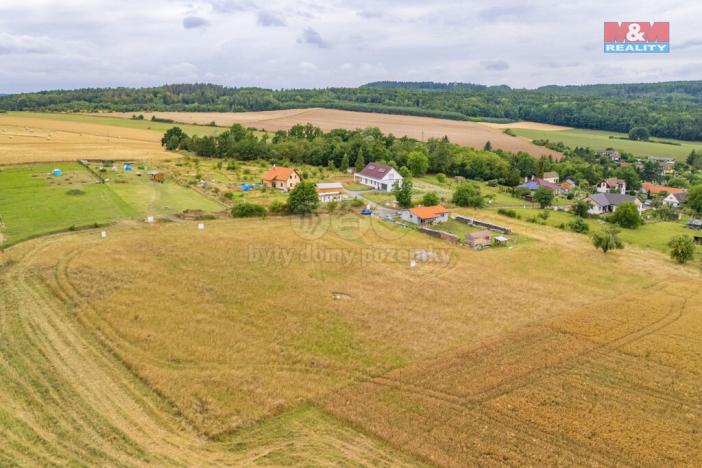 Prodej pozemku pro bydlení, Lužany - Dlouhá Louka, 1989 m2