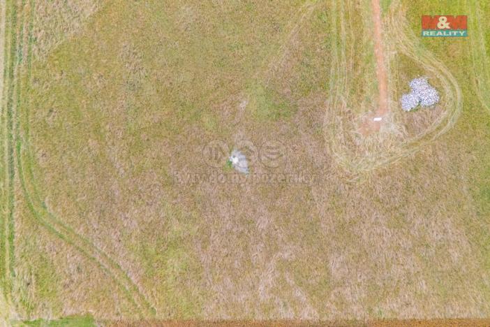 Prodej pozemku pro bydlení, Lužany - Dlouhá Louka, 1989 m2