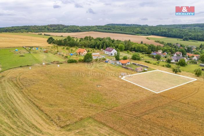 Prodej pozemku pro bydlení, Lužany - Dlouhá Louka, 1989 m2