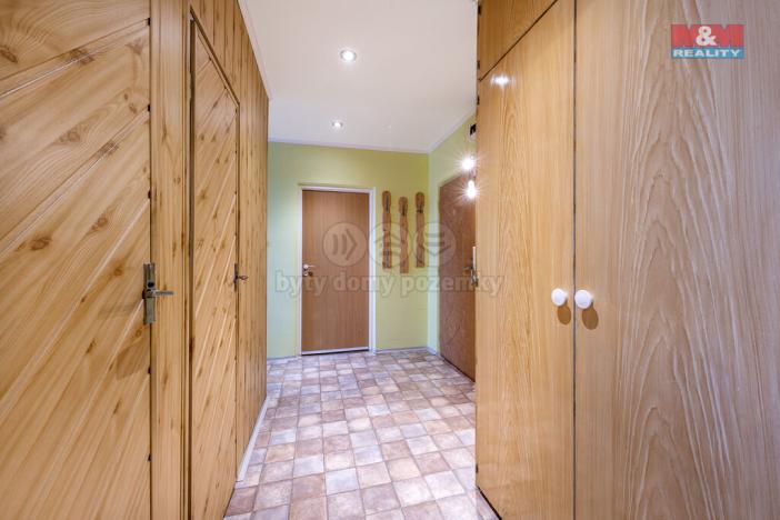 Pronájem bytu 2+1, Chomutov, Holešická, 62 m2