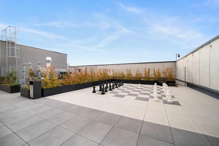 Pronájem kanceláře, Praha - Karlín, Rohanské nábřeží, 565 m2