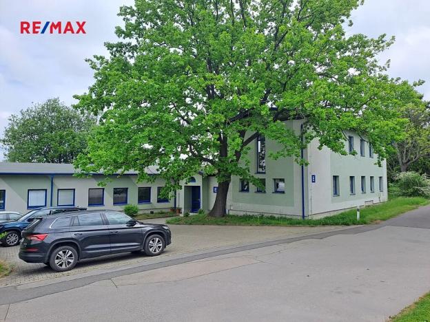 Pronájem kanceláře, Praha - Řepy, Třanovského, 143 m2