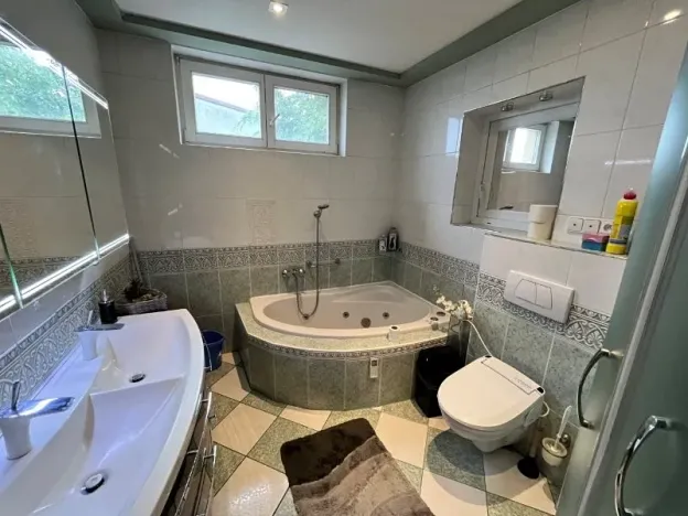 Prodej rodinného domu, Jaroměřice nad Rokytnou, 220 m2