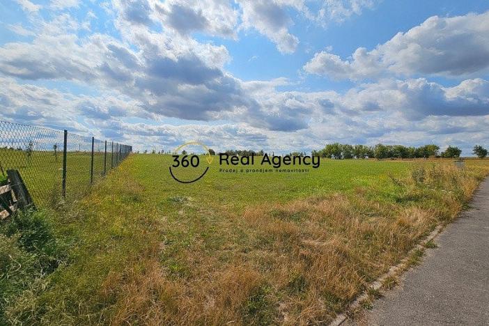 Prodej pozemku, Zeleneč, 1208 m2