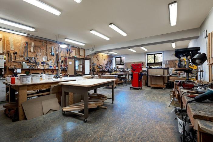 Prodej výrobních prostor, Hrušová, 1100 m2