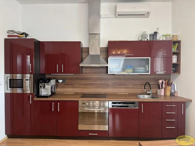 Prodej bytu 3+kk, Kroměříž, náměstí Míru, 91 m2