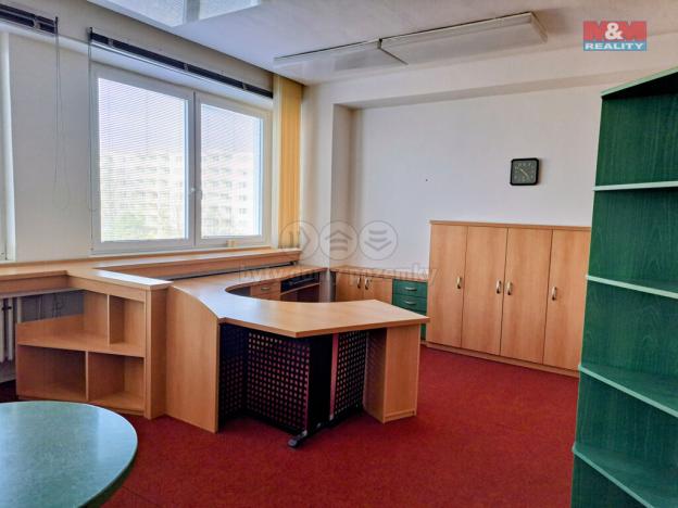 Pronájem kanceláře, Brno - Lesná, Slavíčkova, 288 m2