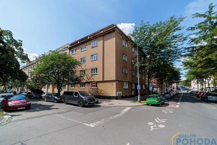 Prodej bytu 2+1, Praha - Žižkov, Biskupcova, 69 m2