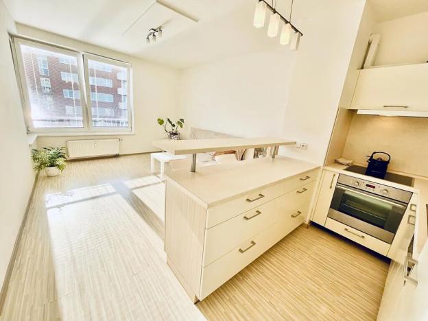 Pronájem bytu 3+kk, Mladá Boleslav, U Kasáren, 62 m2