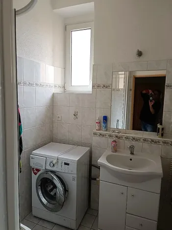 Prodej bytu 2+1, Karlovy Vary, Vítězná, 72 m2