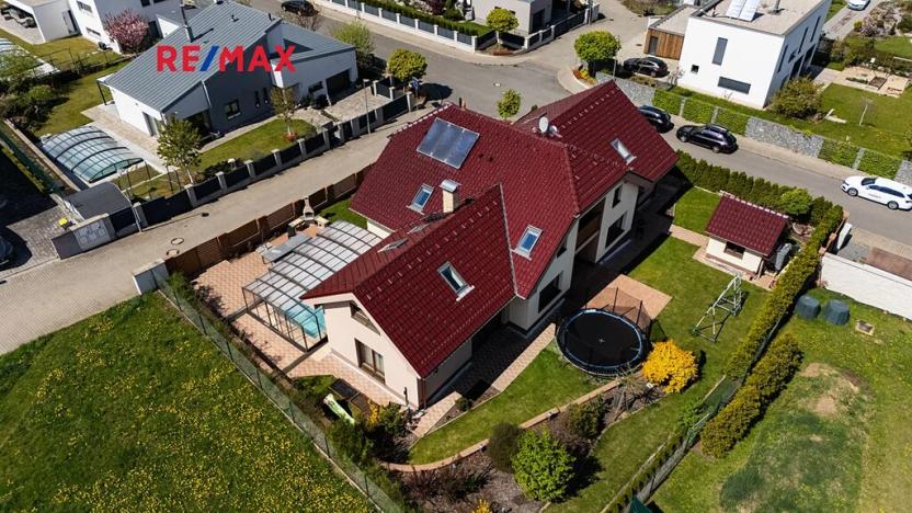 Prodej rodinného domu, Hostivice, Liliová, 392 m2