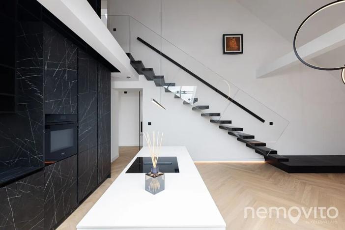 Prodej bytu 4+kk, Praha - Karlín, Sokolovská, 159 m2