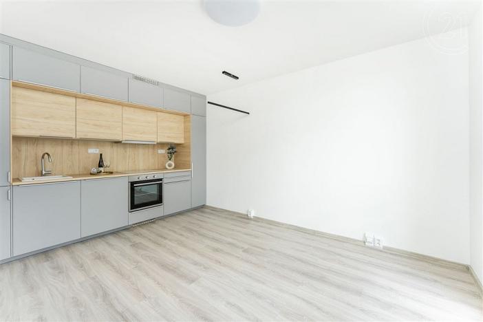 Prodej bytu 2+kk, Praha, Bukovecká, 33 m2