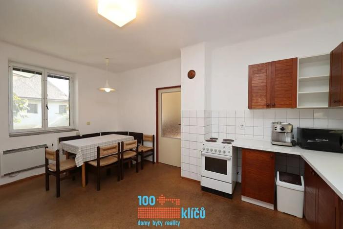 Prodej rodinného domu, Klučov, 251 m2