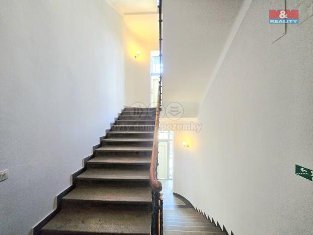 Prodej bytu 3+1, Praha - Smíchov, Zborovská, 89 m2