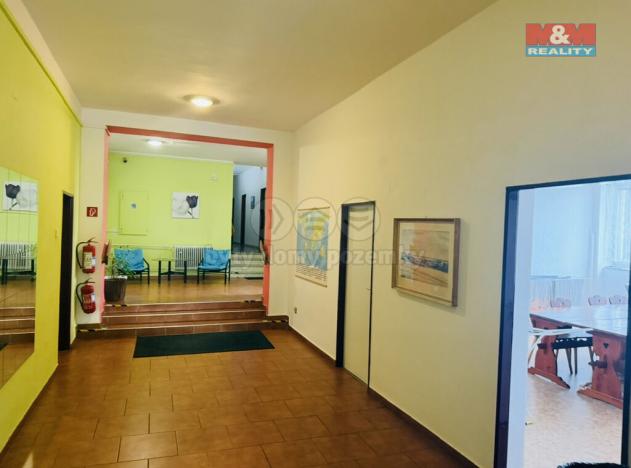 Prodej obchodního prostoru, Loštice, Hradská, 3252 m2