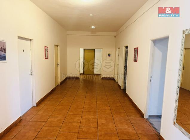 Prodej obchodního prostoru, Loštice, Hradská, 3252 m2