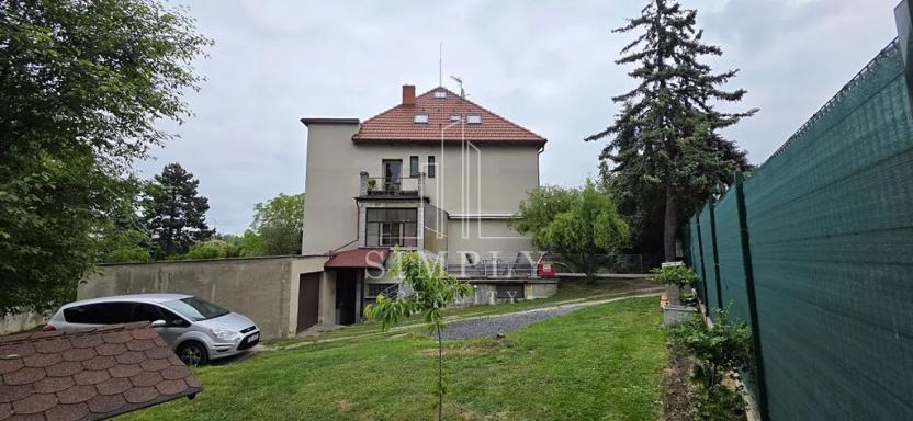 Prodej obchodního prostoru, Praha - Hostivař, Herbenova, 360 m2