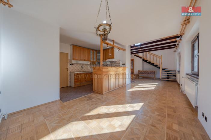 Prodej komerční nemovitosti, Velké Karlovice - Malé Karlovice, 150 m2