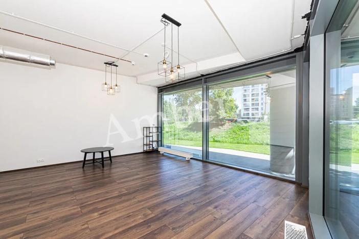 Prodej obchodního prostoru, Praha - Karlín, Karolinská, 59 m2