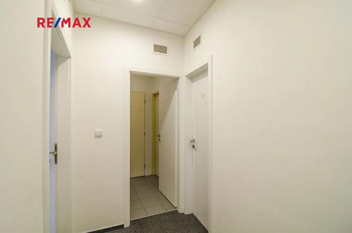 Pronájem kanceláře, Svitavy, náměstí Míru, 40 m2