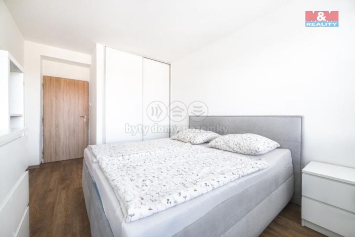 Prodej bytu 3+1, Huštěnovice, 84 m2