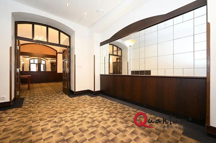 Prodej obchodního prostoru, Praha - Nusle, Slavojova, 149 m2