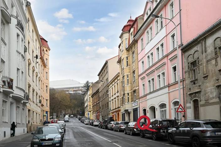 Prodej obchodního prostoru, Praha - Nusle, Slavojova, 149 m2