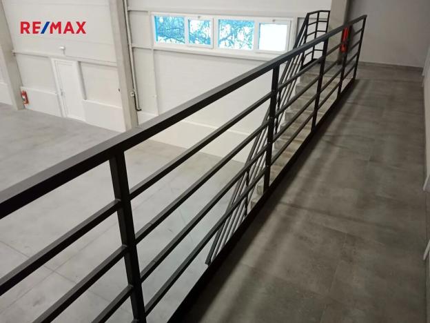 Pronájem skladu, Velké Meziříčí, Karlov, 476 m2