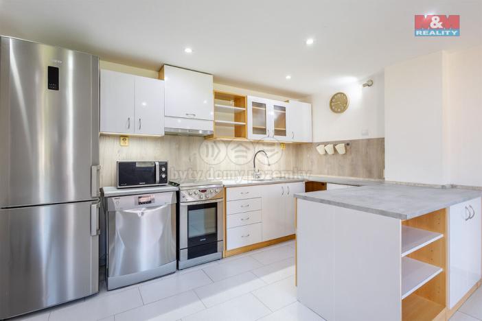 Prodej rodinného domu, Holany, 230 m2