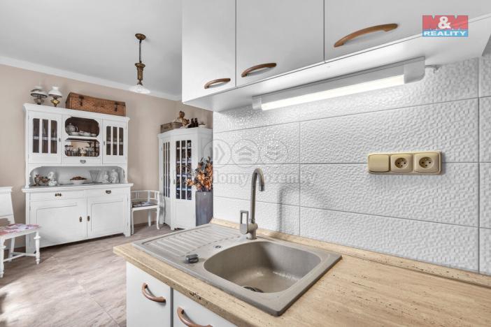 Prodej rodinného domu, Lomnice nad Popelkou, Josefa Jana Fučíka, 322 m2