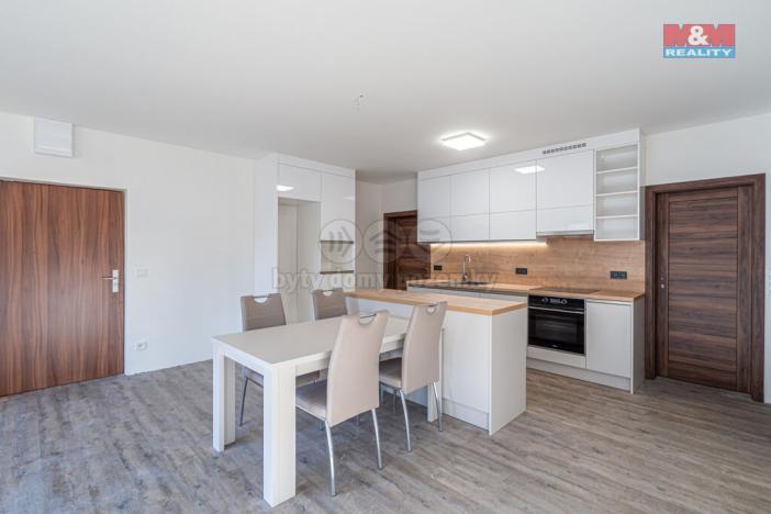 Prodej rodinného domu, Uničov - Benkov, 600 m2