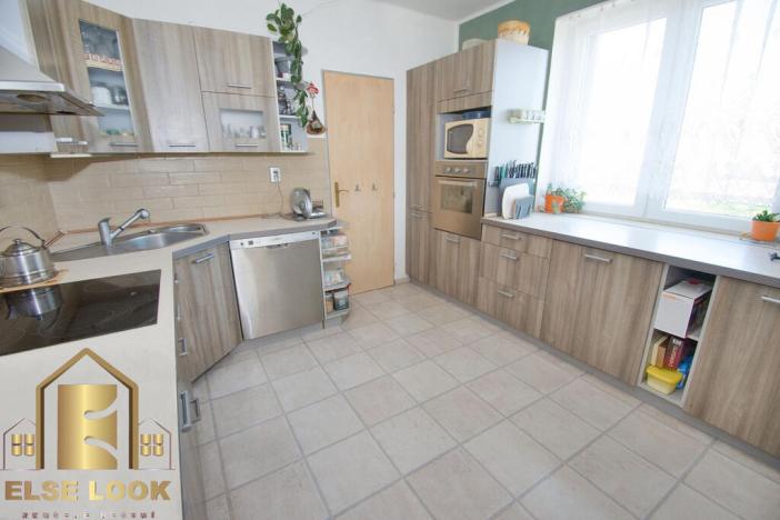 Prodej bytu, Jeníkovice, 228 m2