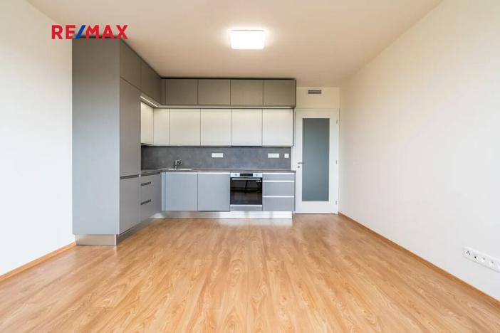 Pronájem bytu 2+kk, Praha - Kamýk, Zimova, 55 m2
